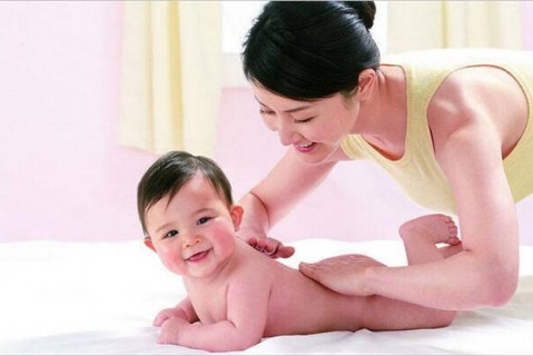 长沙代生宝宝长牙了就断奶了吗 喂奶的六大误区妈妈千万要避开